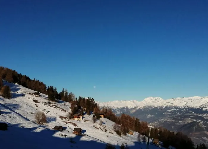 Apartman Apartment, 250m From Cable Car