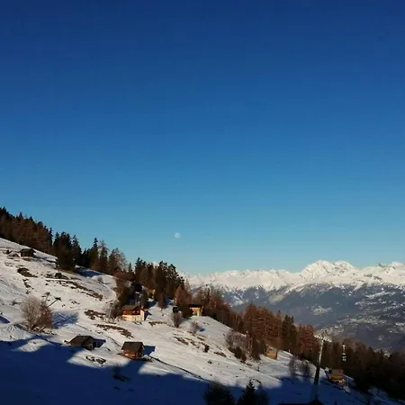 Appartement Apartment, 250m From Cable Car