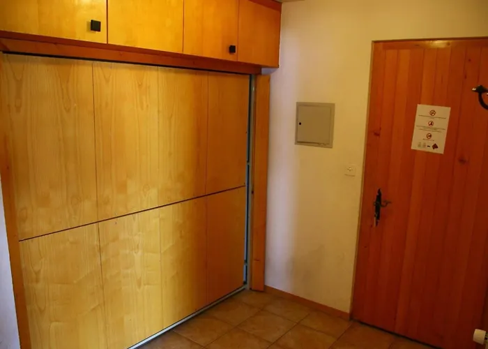 Appartement Apartment, 250m From Cable Car *